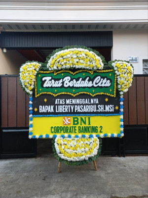 Papan Bunga Duka di Pudak